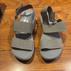 Stylish Gray Sandals for Women